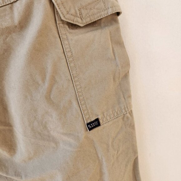 5.11 Tactical Khakis Cotton Canvas Pants 100% Rugged Outdoors Hiking Men's 38x32 - Picture 6 of 9